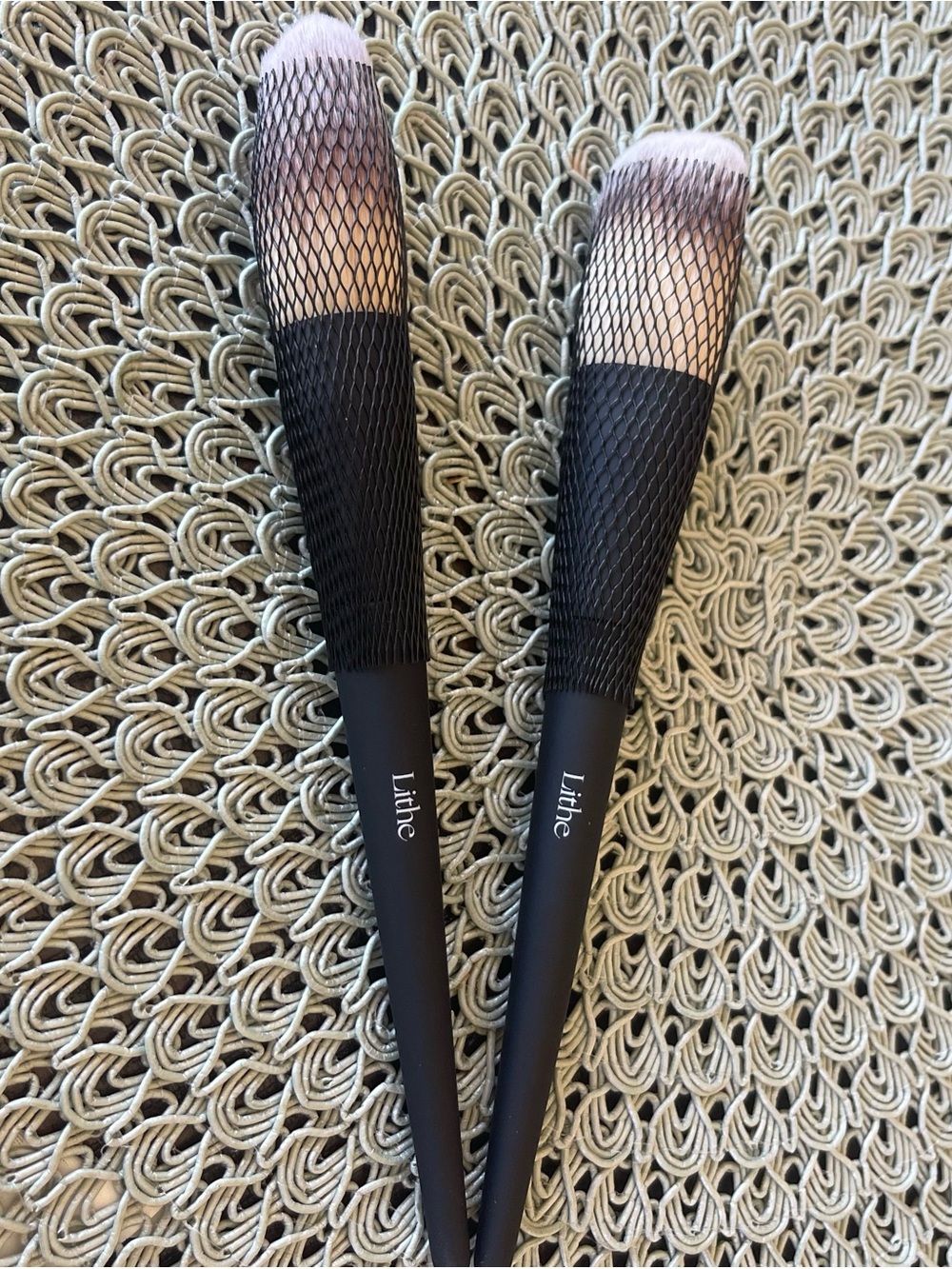 Lithe Makeup Brush Set - Picture 2 of 5